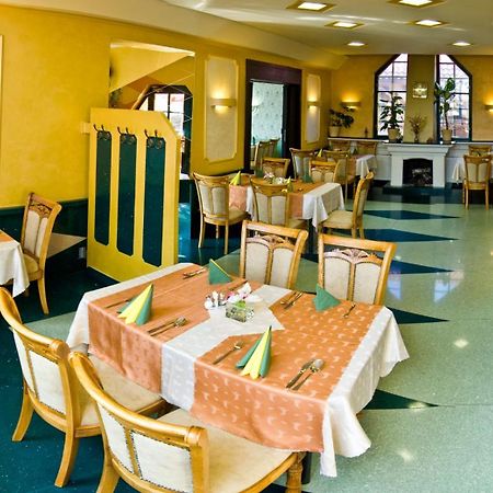 Hotel Relax U Drsu Табор Екстериор снимка